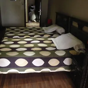 Hotel Business ***